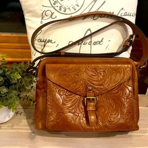 PATRICIA NASH Avellino Brown Leather Crossbody w/Tooled Floral Front, EUC!